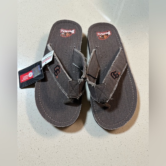 Oregon State University Canvas flip Flops NWT - Picture 9 of 9